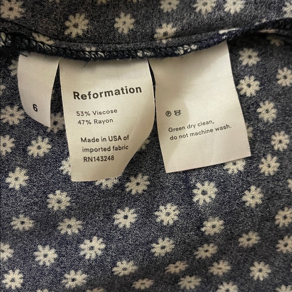 Reformation Navy Floral jumpsuit Size 6 - Picture 4 of 9